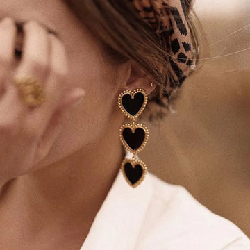 Boho INS Three Hearts Chain Earrings Bohemian Enamel Love Heart Long Dangle Earring Red Black Heart Drop Earrings Women Jewelry