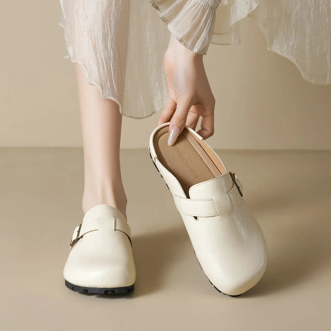 ‌New 2024 Women's Round Toe Mules Slip-On Flats Casual Spring/Autumn Fashion Shoes Comfortable Lightweight