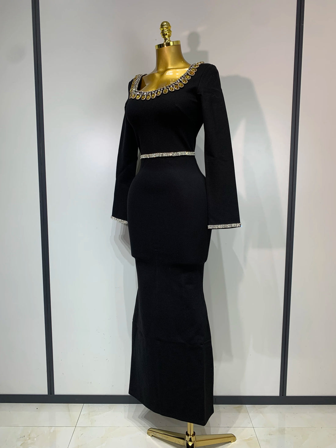 Women Sexy Long Sleeve Beading Black Maxi Long Bodycon Dress Birthday Evening Party Celebrity Elegant Dinner Party Clothing