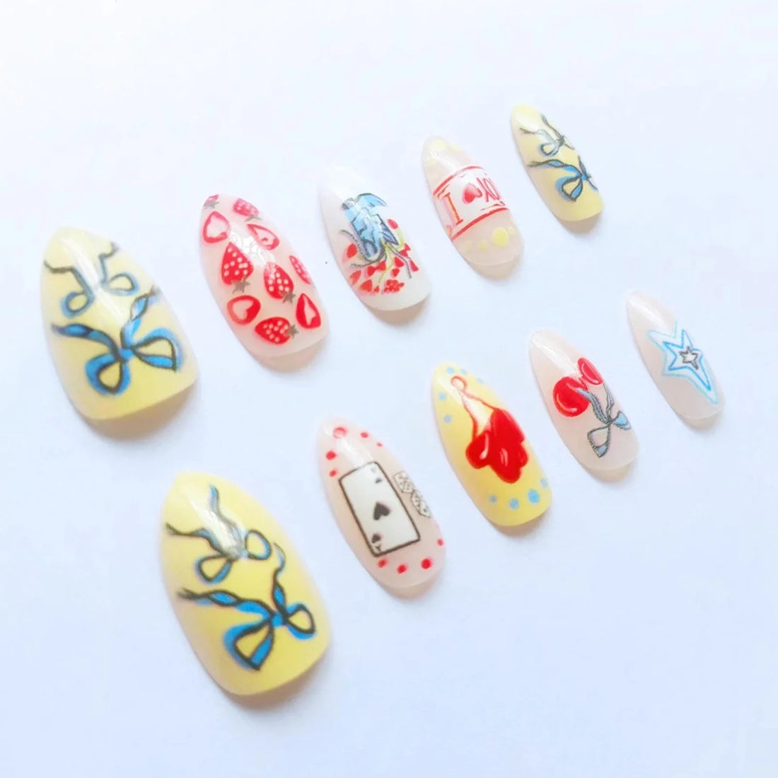 Y2K Girls Almond Fake Nails 24Pcs Colorful Press On Nails Strawberry/Bowknot/Star Printed Party Charm Manicure Stick-on Nail Art As show