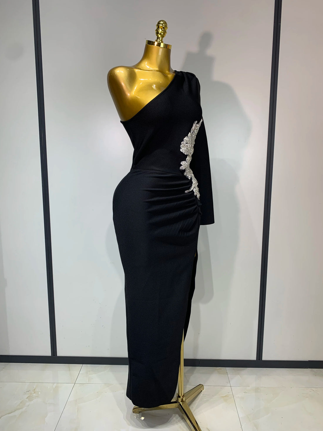Women Sexy One Shoulder Beading Black Long Bodycon Bandage Dresses Birthday Celebrity Elegant Knitted Evening Party Dress