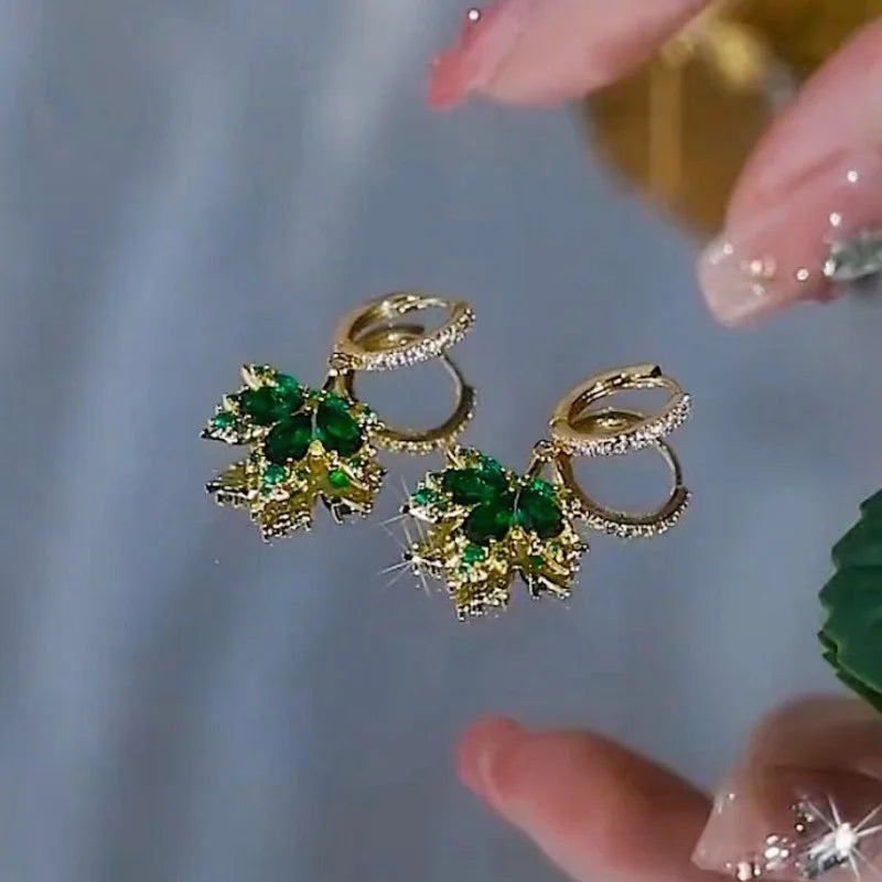 French Romantic Maple Leaves Drop Earrings For Women Girls Vintage Green Rhinestone Pendant Earrings Wedding Party Jewelry Gift