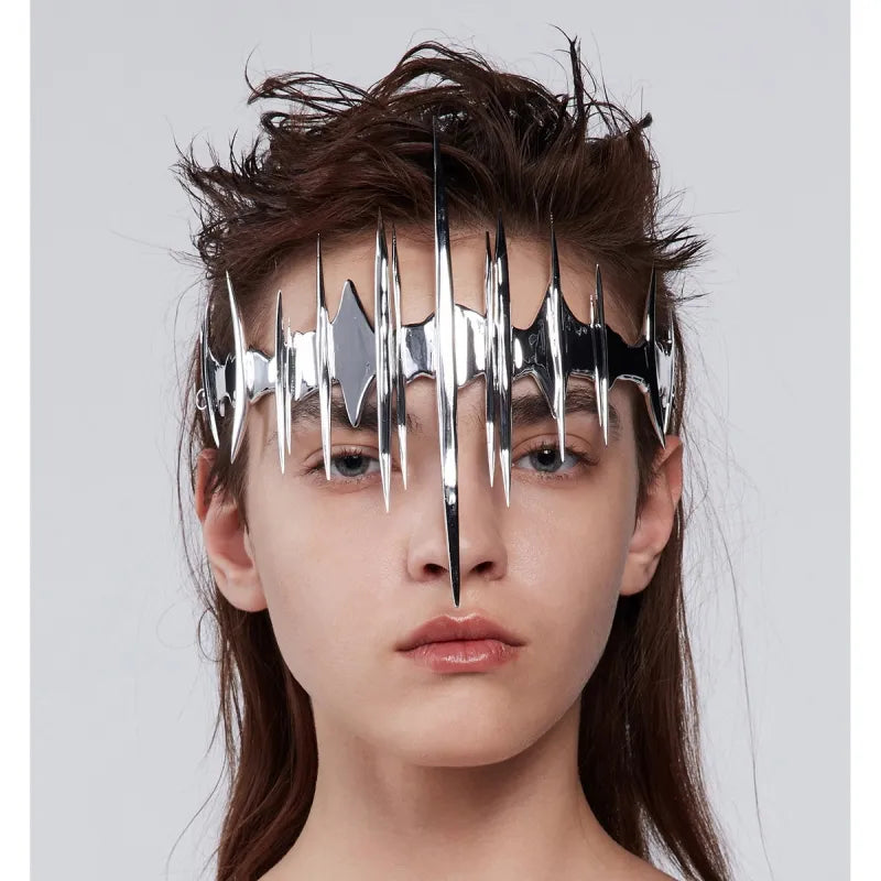 Charme de luxe Punk Rock Mask Couleur argentée irrégulière Exagère le bandeau en épingle à cheveux pour le visage pour femmes hommes fille interprète bijoux de fête
