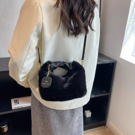 Autumn and Winter Plush Handbag Fashion Crossbody Soft Plush Tote Shoulder Bag Portable Women's Casual Purse