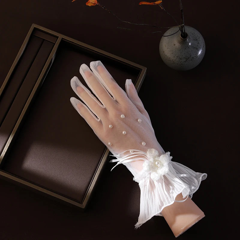 Gants de mariée courtes à doigts blancs blancs, gants de mariage de longueur de poignet transparents, adaptés aux accessoires de mariage pour femmes